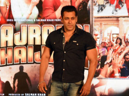 Grand Audio Launch Of ‘Aaj Ki Party’ From ‘Bajrangi Bhaijaan’