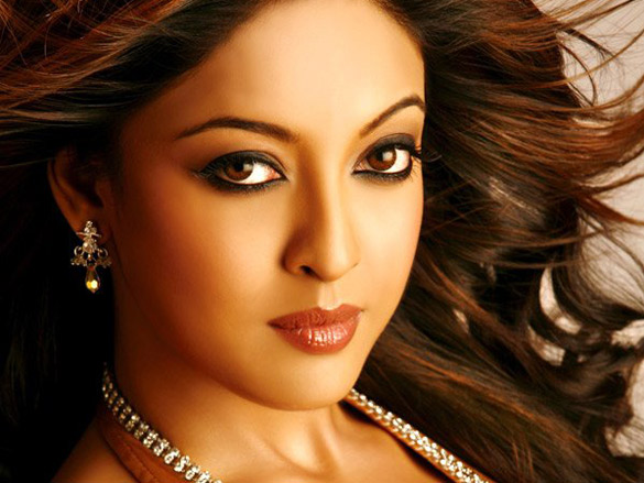 Tanushree Dutta Photos, Images, HD Wallpapers, Tanushree Dutta HD ...