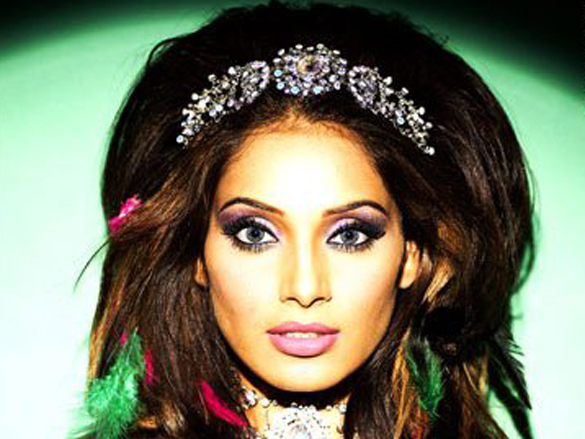 bipasha basu 96