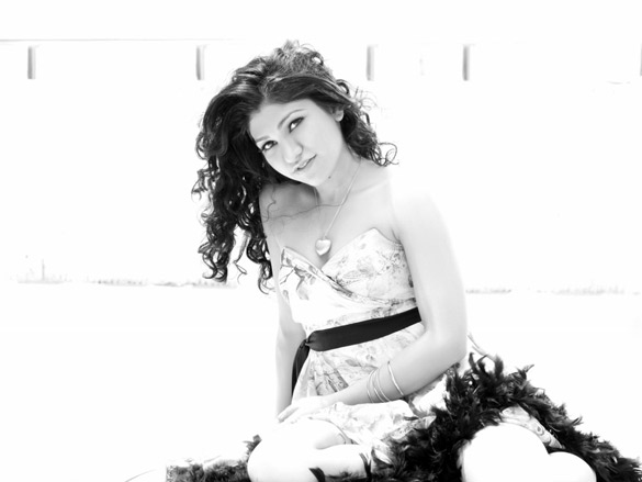 tulsi kumar 8