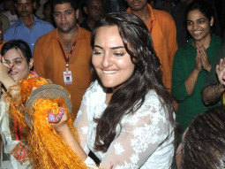 Salman-Katrina-Sonakshi At Ganpati Visarjan