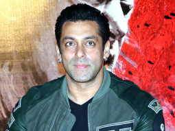 “Ek Rahein Samajdar Khan, Baadshah Khan, Saif Ali Khan”: Salman