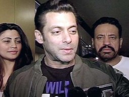 Salman Khan Watches Sholay 3D