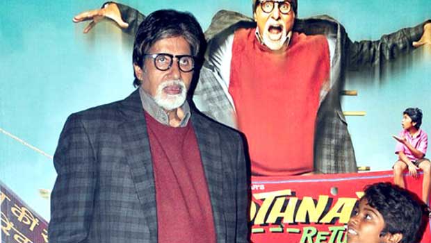 Amitabh Bachchan Does Amazing Card Trick At ‘Bhoothnath Returns’ Launch