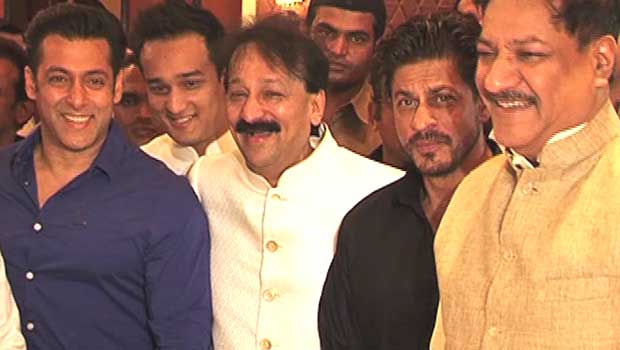 Shah Rukh-Salman Bond Like Karan-Arjun At Baba Siddiqui’s Iftaar Party