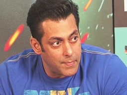 Salman Hangs Out With Media Part – 4