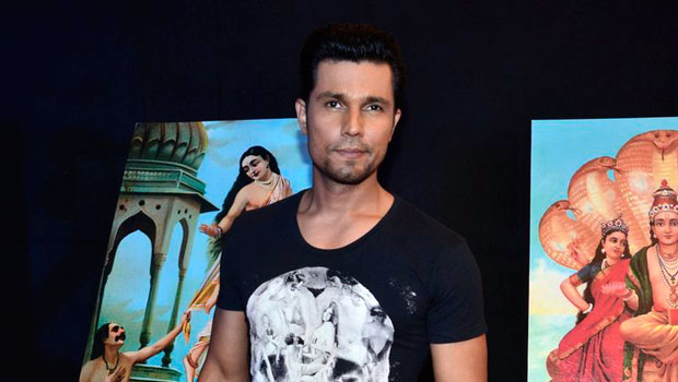 “Bahut Mehnat Lagti Hai Bold Scenes Karne Mein”: Randeep Hooda