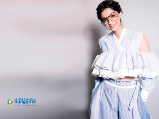 Celebrity wallpapers of Sonam Kapoor Ahuja