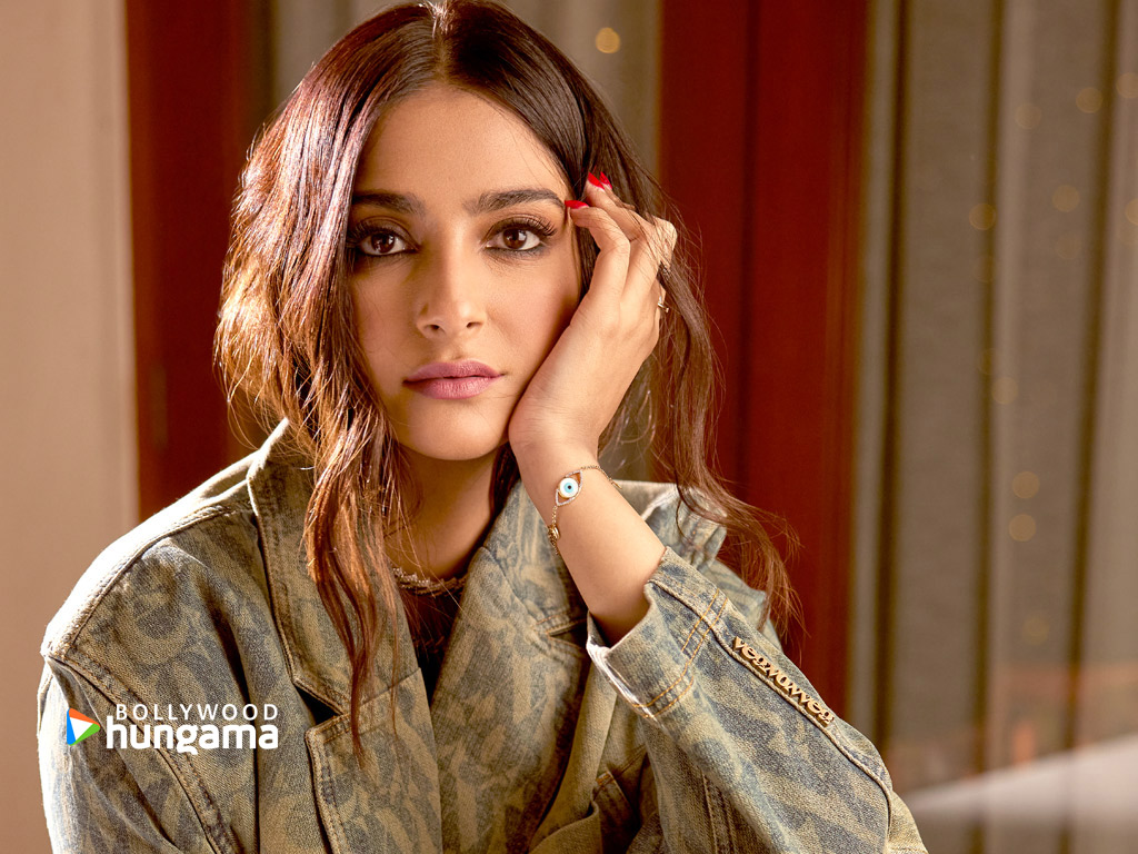 Sonam Kapoor Ahuja Wallpapers sonamkapoorahuja431 Bollywood Hungama