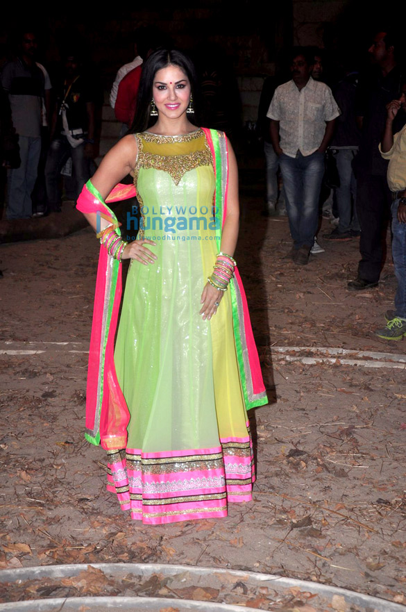 ek paheli leela 50
