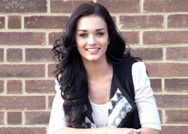 Amy Jackson replaces Kriti Sanon Singh Is Bling?