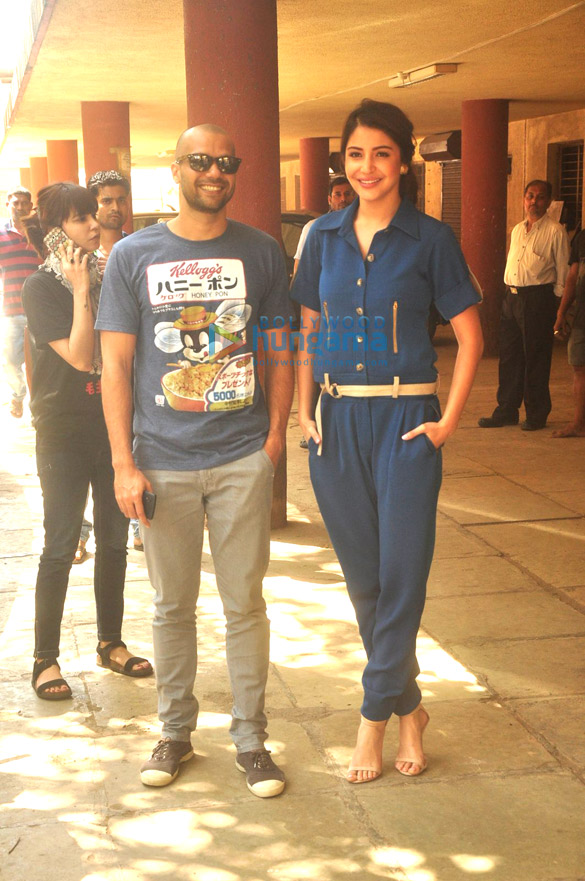 anushka sharma neil bhoopalam promote nh10 at red fm 93 5 8