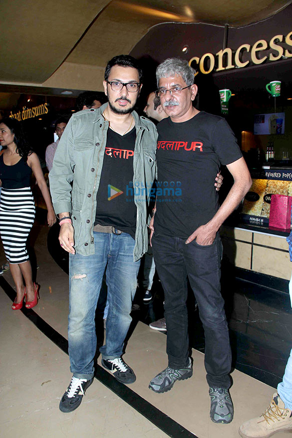 sonakshi sinha nargis fakhri varun dhawan grace the special screening of badlapur 17