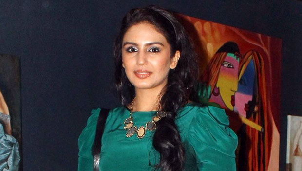“I Am Surprised That Nobody Picked Up The Homosexuality Angle In Dedh Ishqiya”: Huma Qureshi