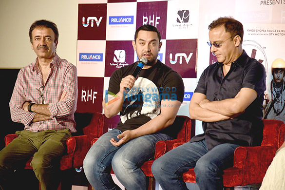 aamir khan unveils pk dvd with vidhu vinod chopra and rajkumar hirani 3