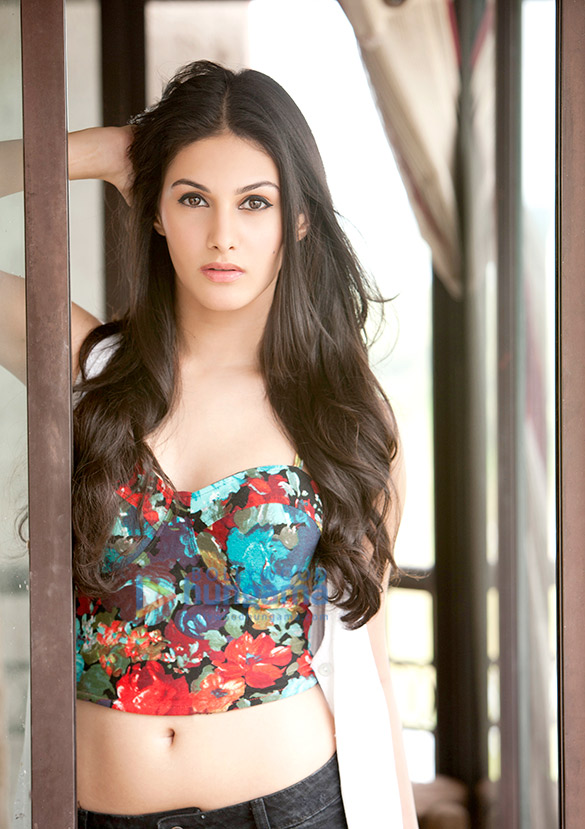 amyra dastur 20