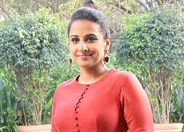Subhash Ghai signs Vidya Balan as the face of Gurukul Subhash Ghai signs Vidya Balan as the face of Gurukul