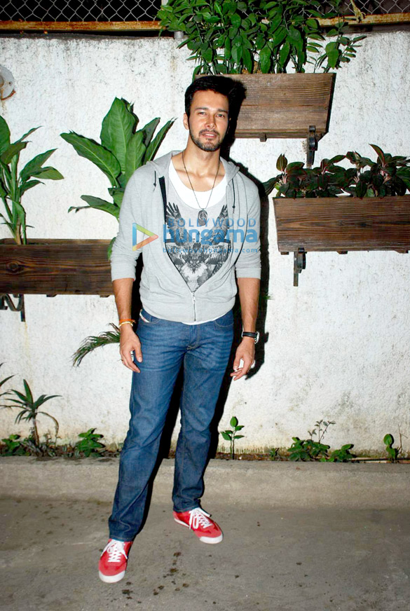 celebs grace sunny leones screening of her film ek paheli leela 8