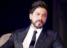 Shah Rukh Khan undergoes knee surgery