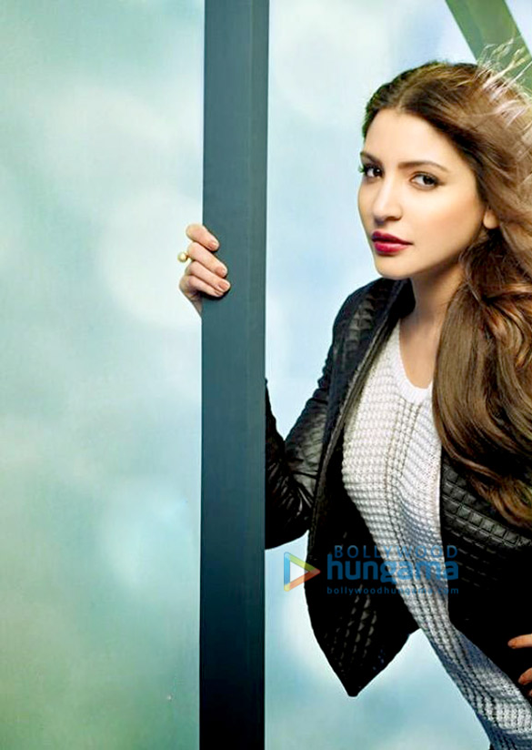 anushka sharma 52