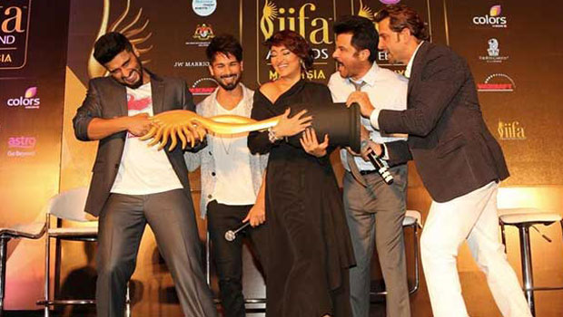 Star-Studded Press Conference Of ‘IIFA Awards 2015’