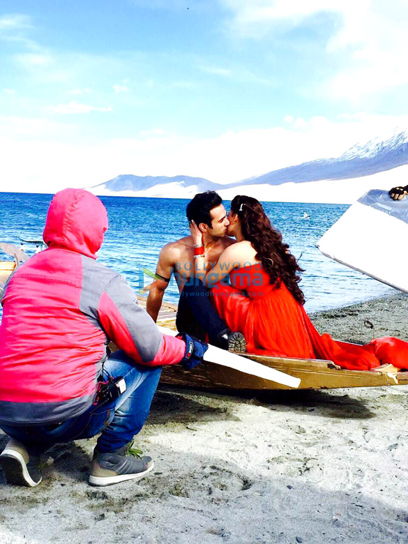 sanam re 23