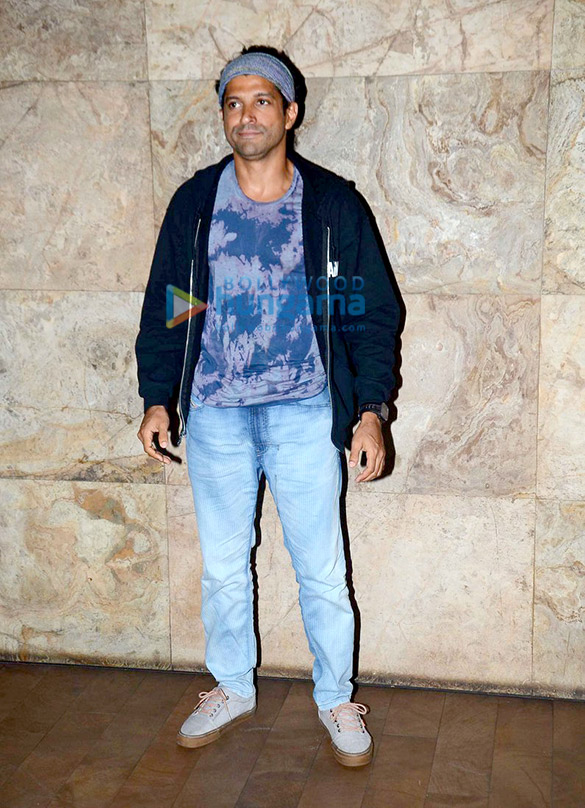 farhan akhtar watches masaan 6
