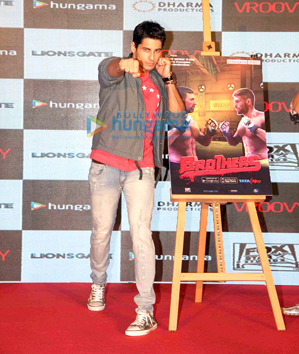 akshay kumar sidharth malhotra neeraj roy launch brothers game 6