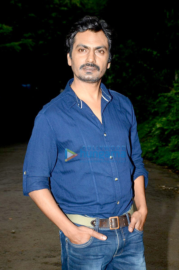 nawazuddin siddiqui ketan mehta promote manjhi the mountain man 8