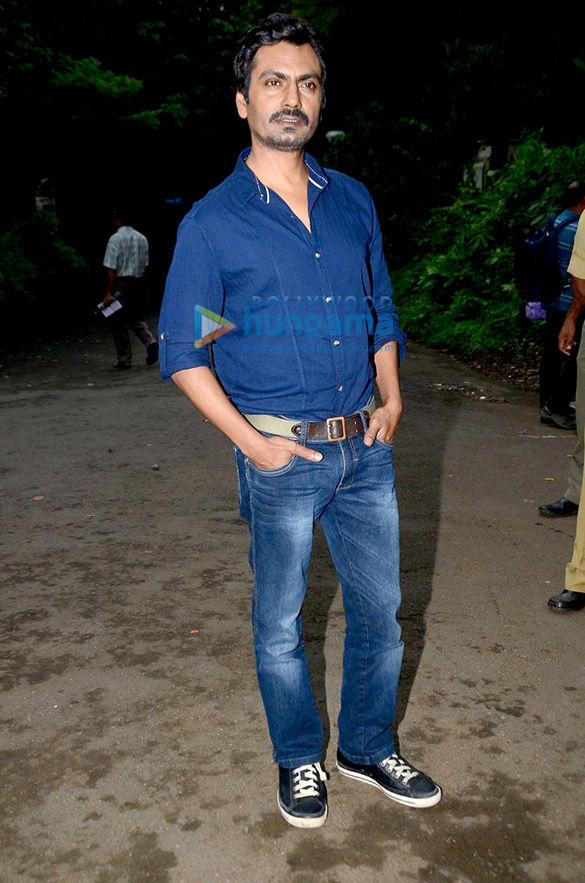 nawazuddin siddiqui ketan mehta promote manjhi the mountain man 9