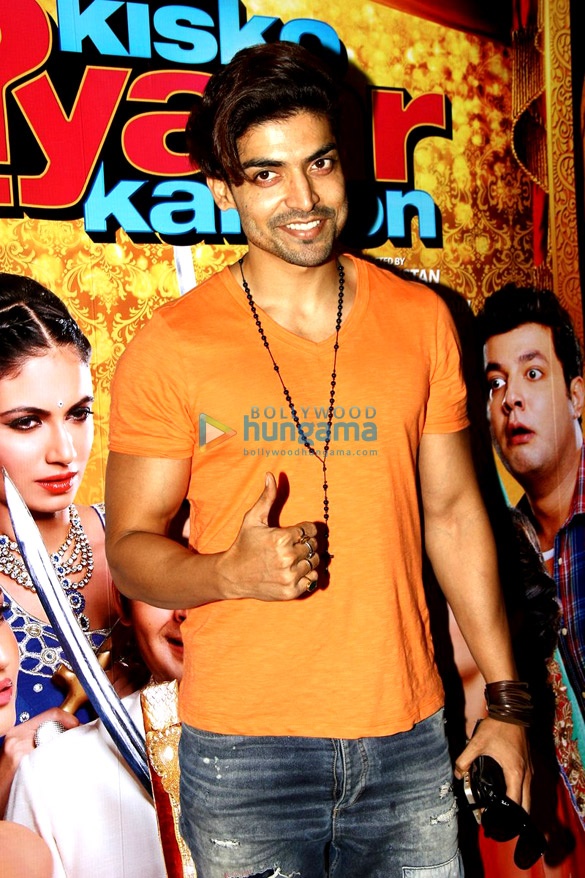 trailer launch of kis kisko pyaar karoon 24