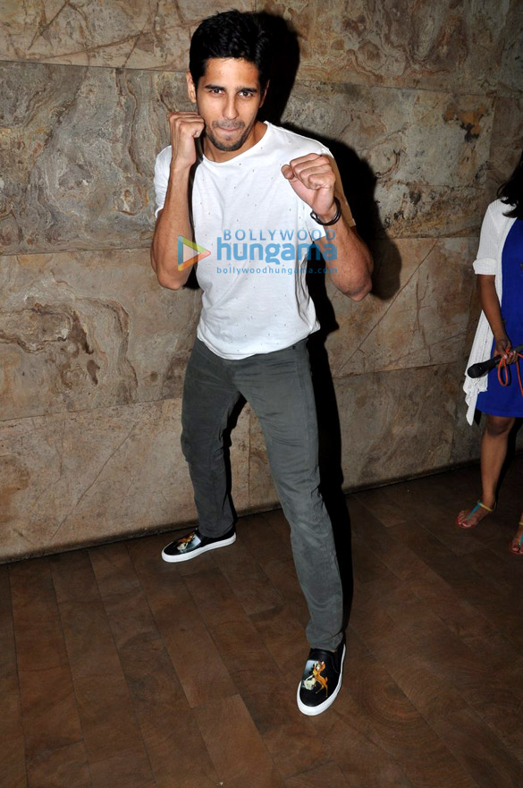 ranbir kapoor katrina kaif sidharth malhotra alia bhatt grace the screening of brothers 4