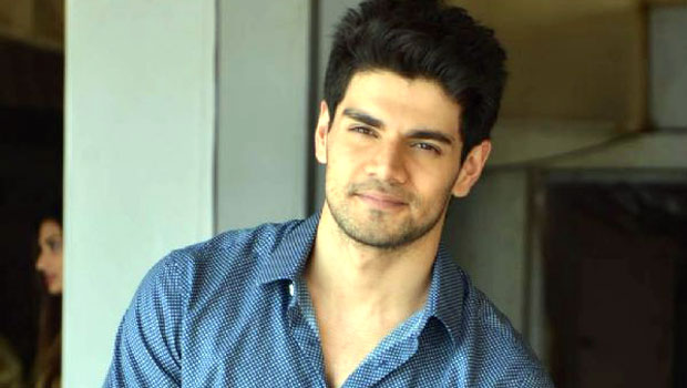 “I Was Calmer On A Film Set Than While Walking On The Ramp”: Sooraj Pancholi