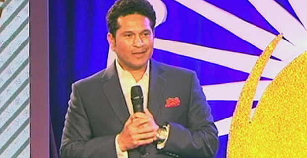 Bollywood Stars At ‘Naturals – Mothers Of India Awards’
