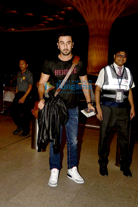ranbir kapoor leaves for ae dil hai mushkil shoot in london 9