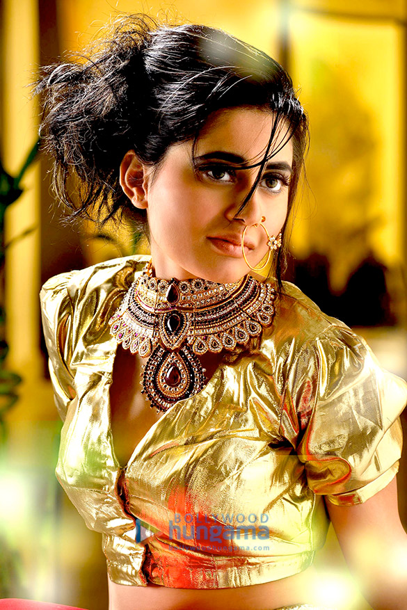 alisa khan 41