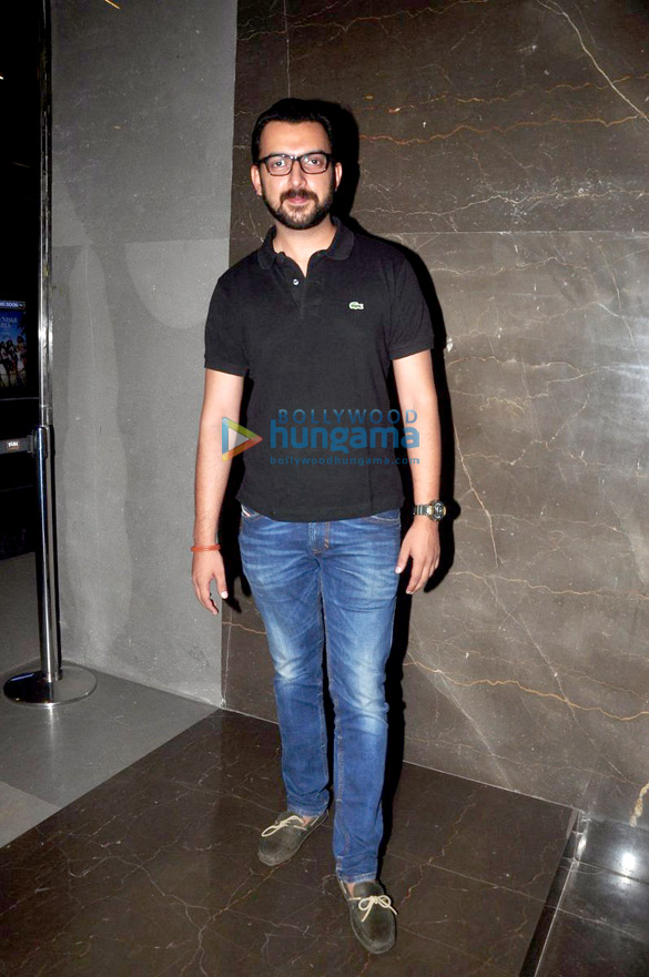 special screening of meeruthiya gangsters 30