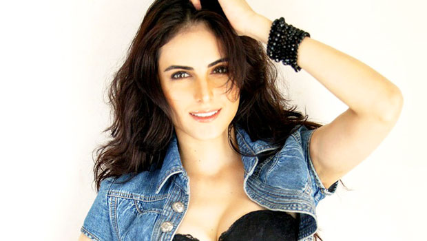 “Shah Rukh Khan Itna Simple, Saada Hai”: Mandana Karimi