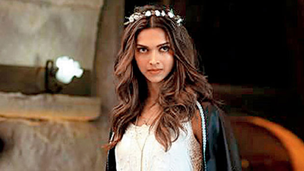 Deepika Padukone’s Dubsmash On Matargashti (Tamasha)