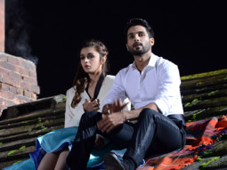 Neend Na Mujhko Aaye (Shaandaar)