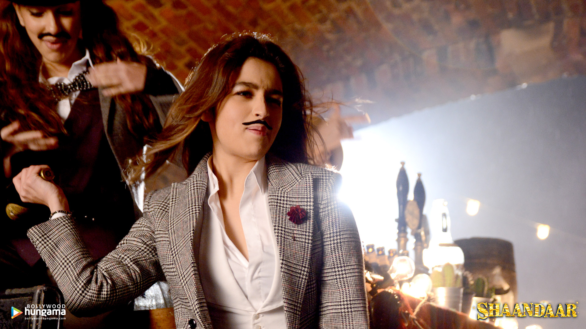 Shaandaar Shaandaar