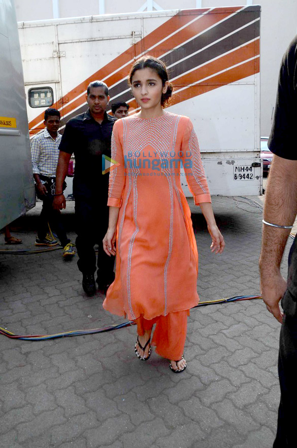 Alia bhatt shaandaar outlet dress