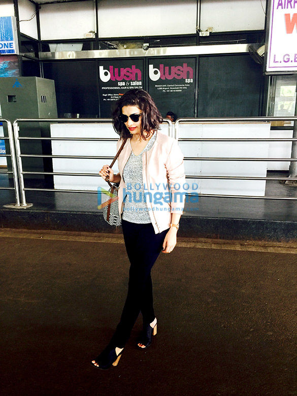 prachi desai snapped at the airport leaving for the shoot of rock on 2 3