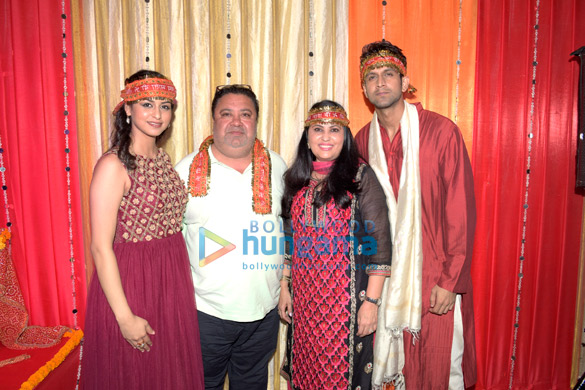 mata ki chowki organized by mr mrs kapoors punjabi family for the film love exchange 6