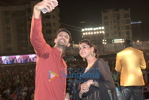 cast of the film love exchange visit the kora kendra navratri 2015 8