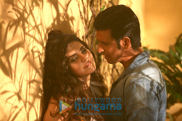 hate story 3 153