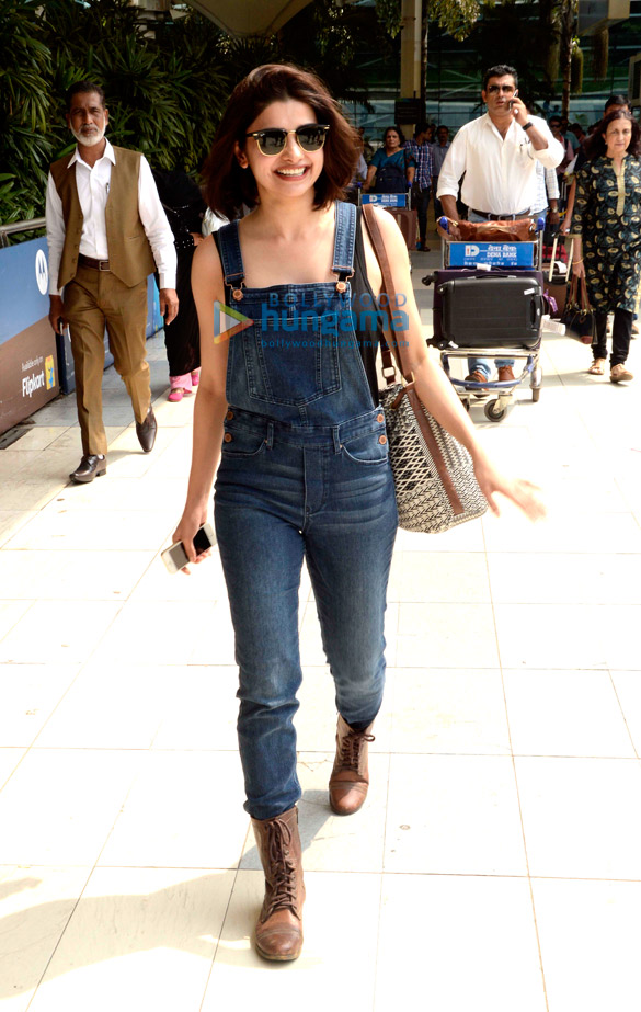 prachi desai snapped returning from the shoot of rock on 2 3