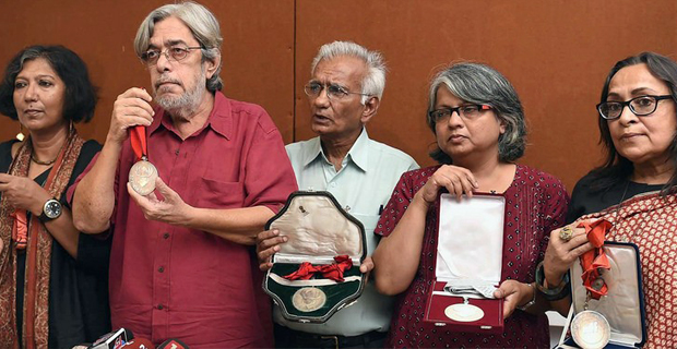 Filmmakers Talk To Media After Returning Their National Awards