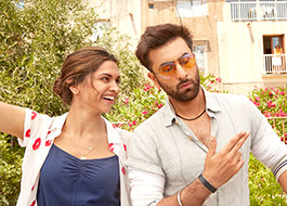 Ranbir Kapoor -Deepika Padukone’s kissing scene censored from Tamasha