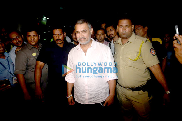 aamir khan returns from dangal shoot in chandigarh 10